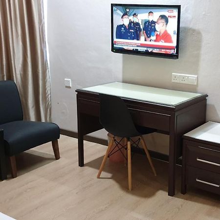 Hotel Samila Алор Сетар Екстериор снимка