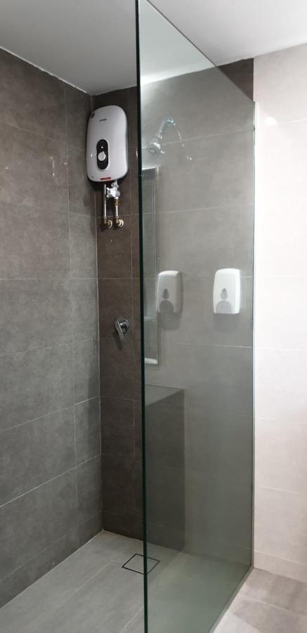 Hotel Samila Алор Сетар Екстериор снимка