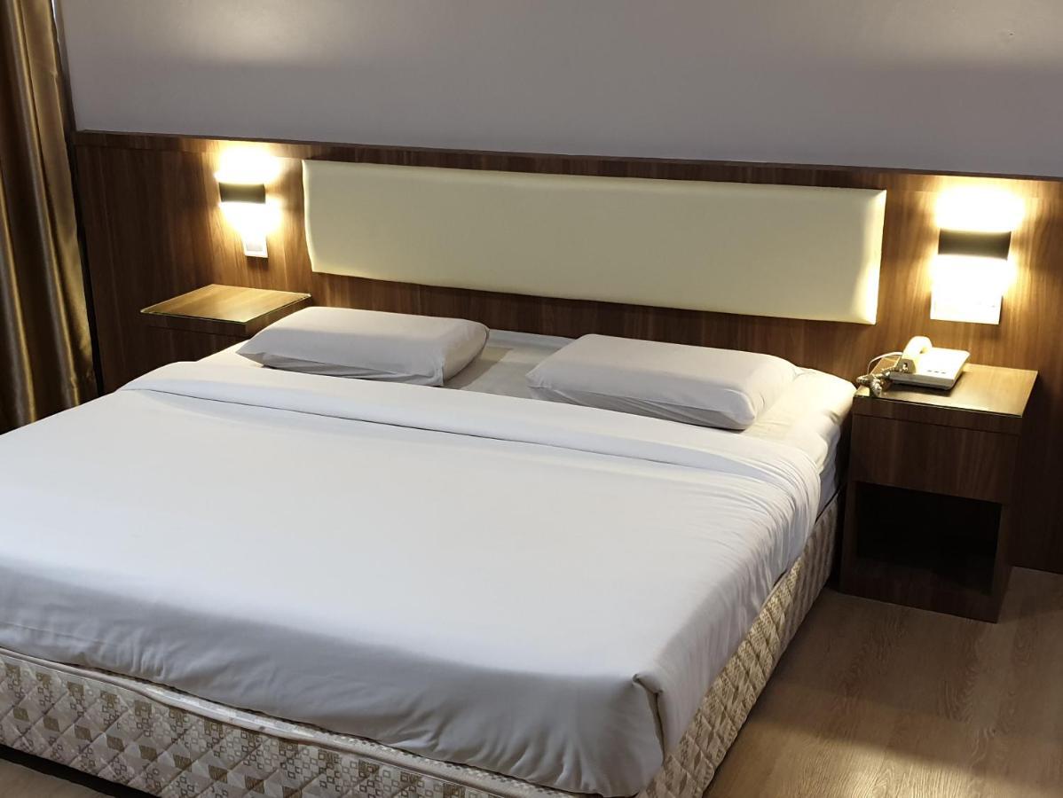 Hotel Samila Алор Сетар Екстериор снимка