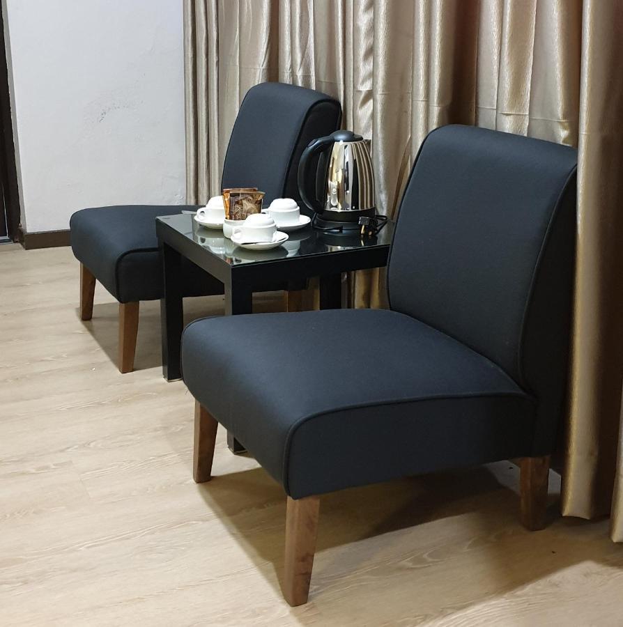 Hotel Samila Алор Сетар Екстериор снимка